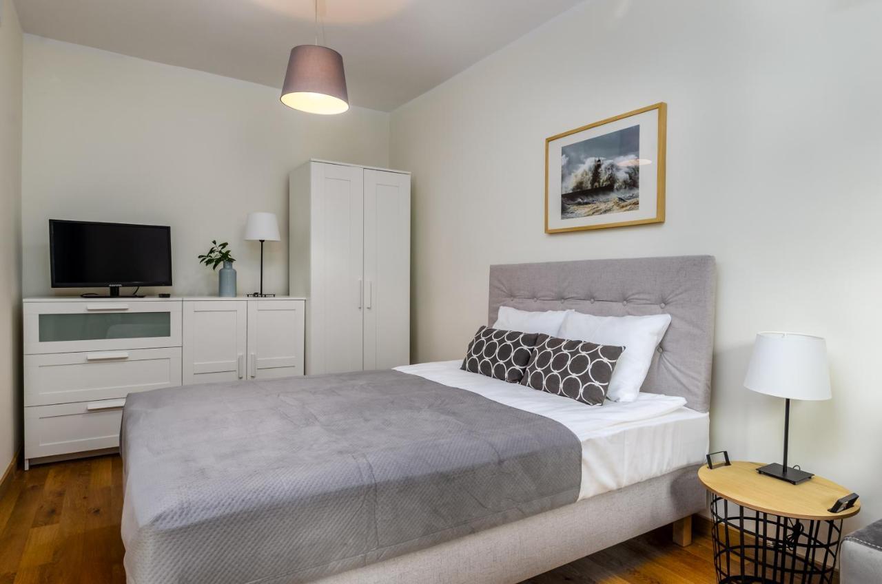Osrodek Wypoczynkowy Karolina Apartment Стегна Екстериор снимка
